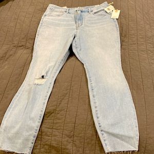 NWT Good American light wash good waist jeans size